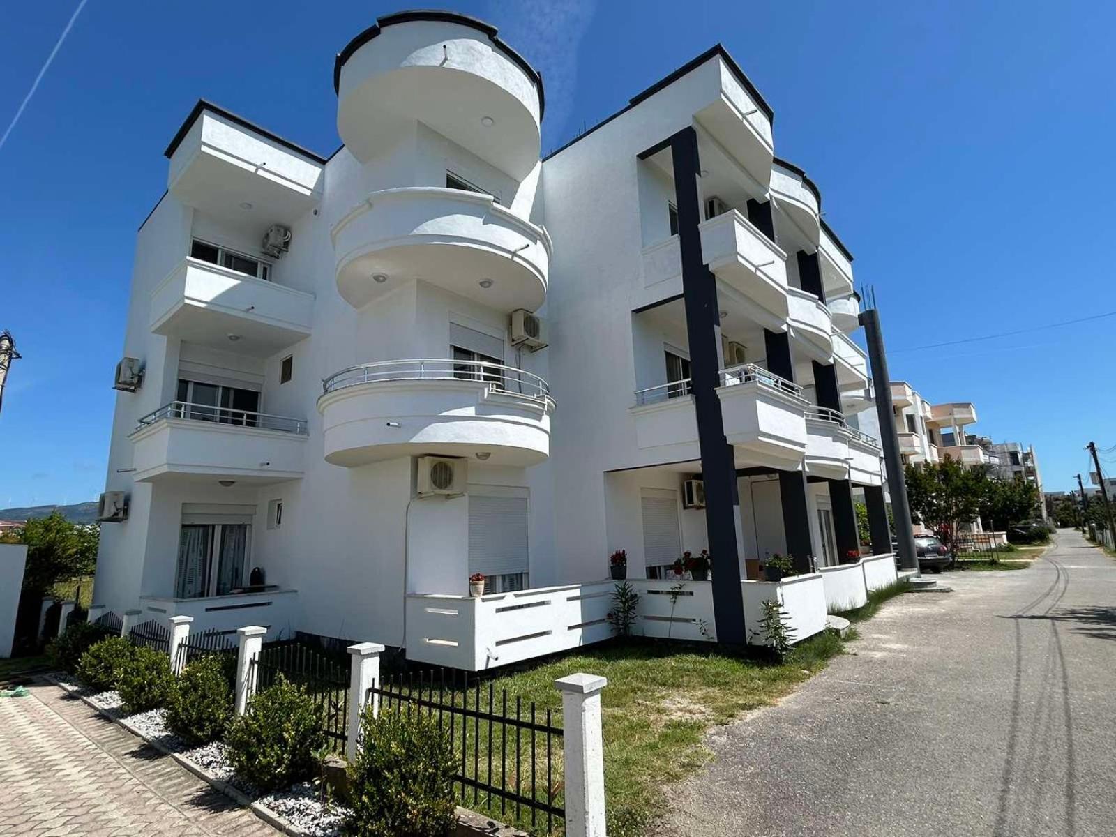 Apartmani Agovic Ulcinj Eksteriør bilde