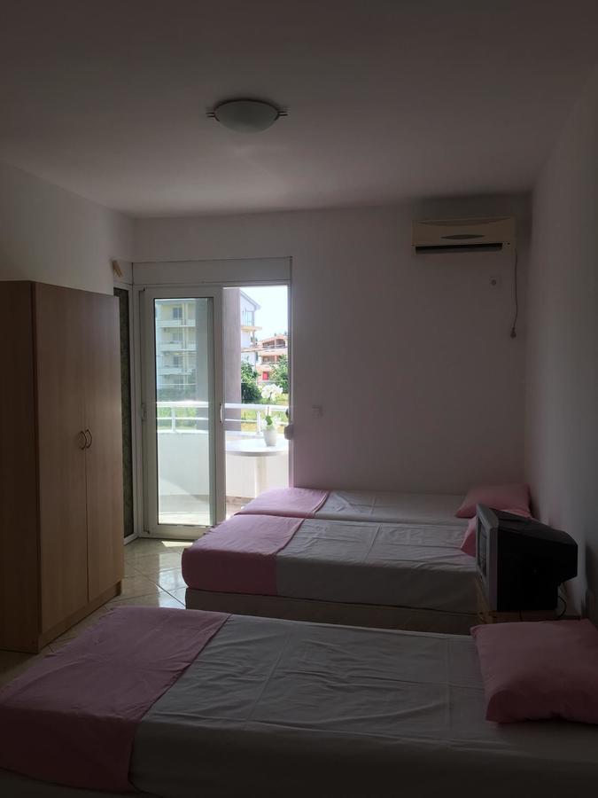 Apartmani Agovic Ulcinj Eksteriør bilde