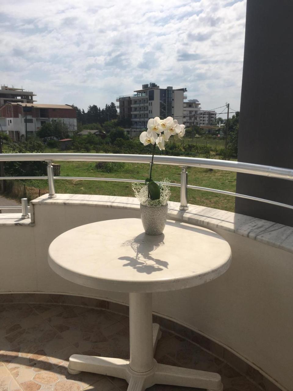 Apartmani Agovic Ulcinj Eksteriør bilde